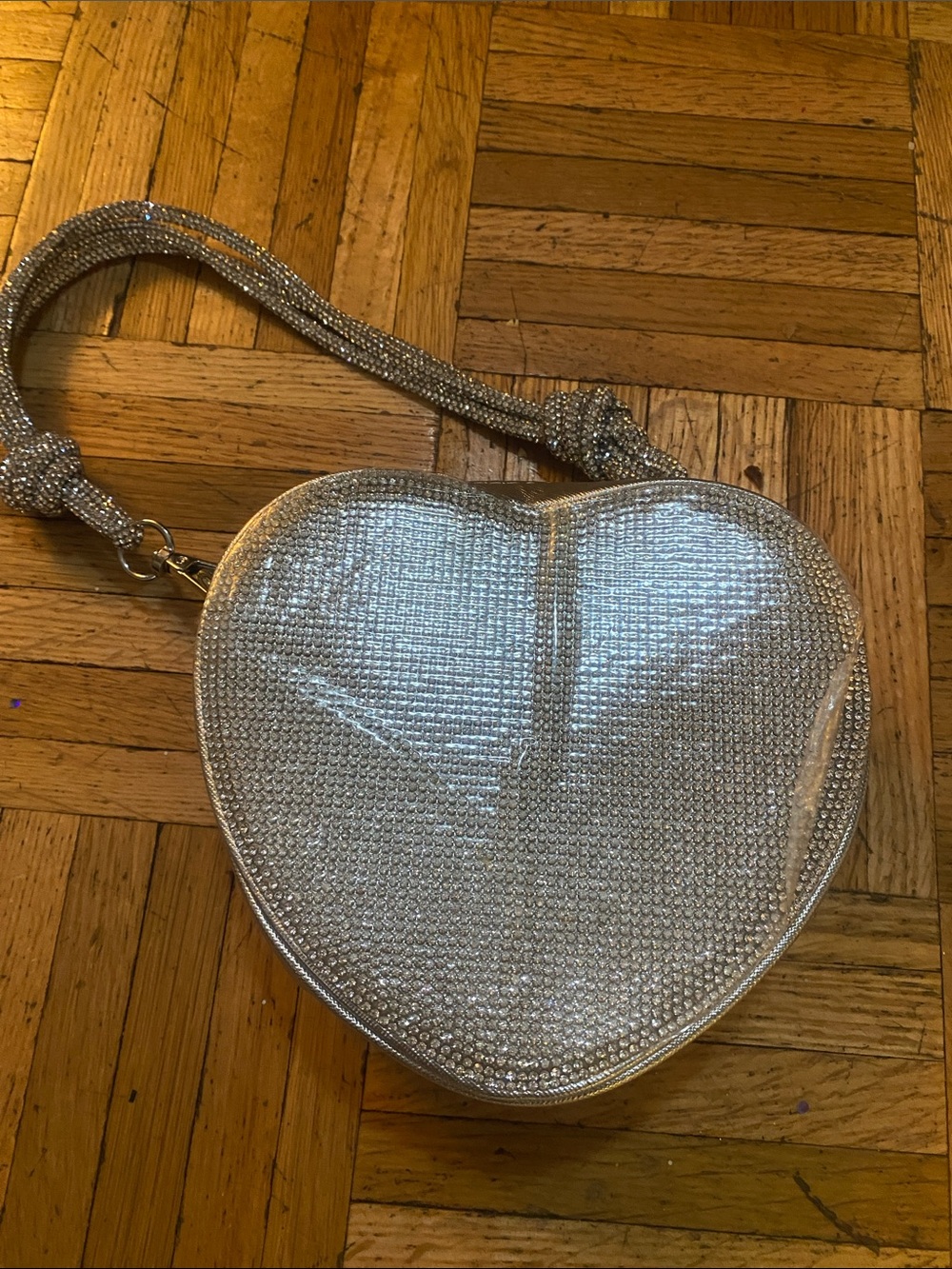 Silver Heart-Shaped Crossbody Bag - Sparkling Evening Accent